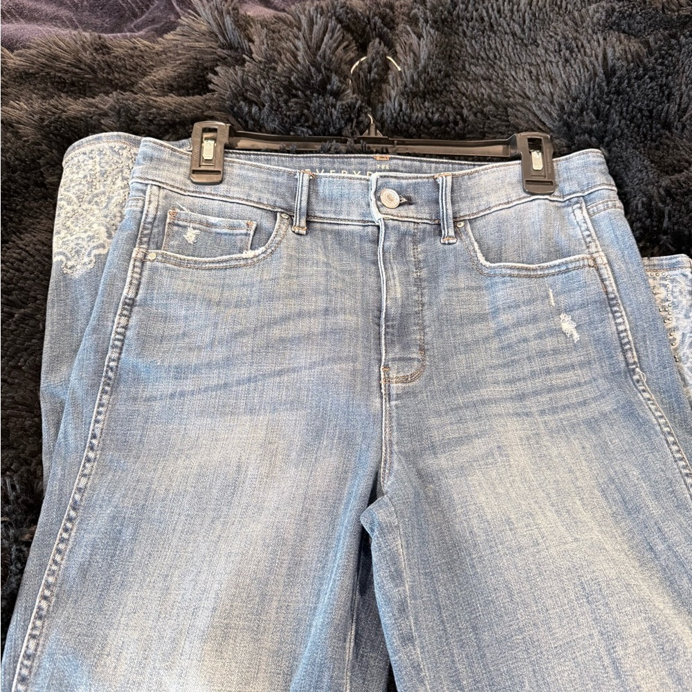 White House Black Market Stylish Blue Women's Jeans (size 8)